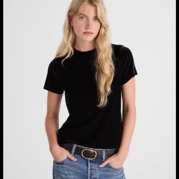 Madewell Tops - Madewell The Relaxed Tee in Velvet size XS RT: $68
